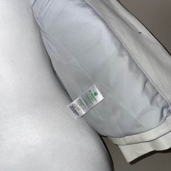 J.Crew Factory Two-button blazer Color White BO097 Size 00Petite - Picture 14 of 15